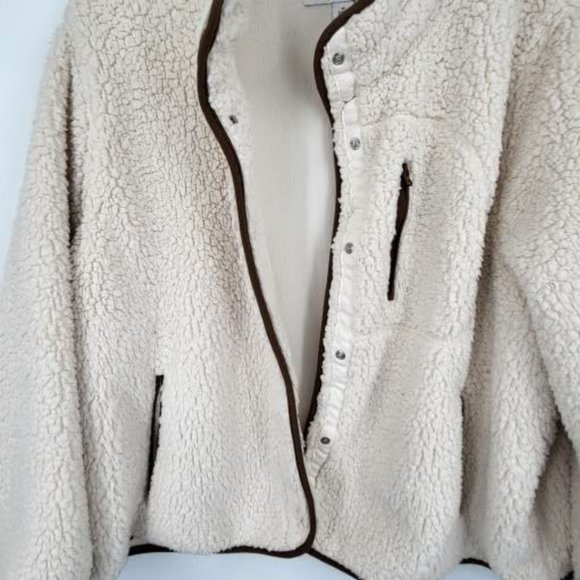 Ava Viv Faux Fur Beige Jacket Waist Length Snap Close Mock Neck Womens Plus 1X - Picture 4 of 6